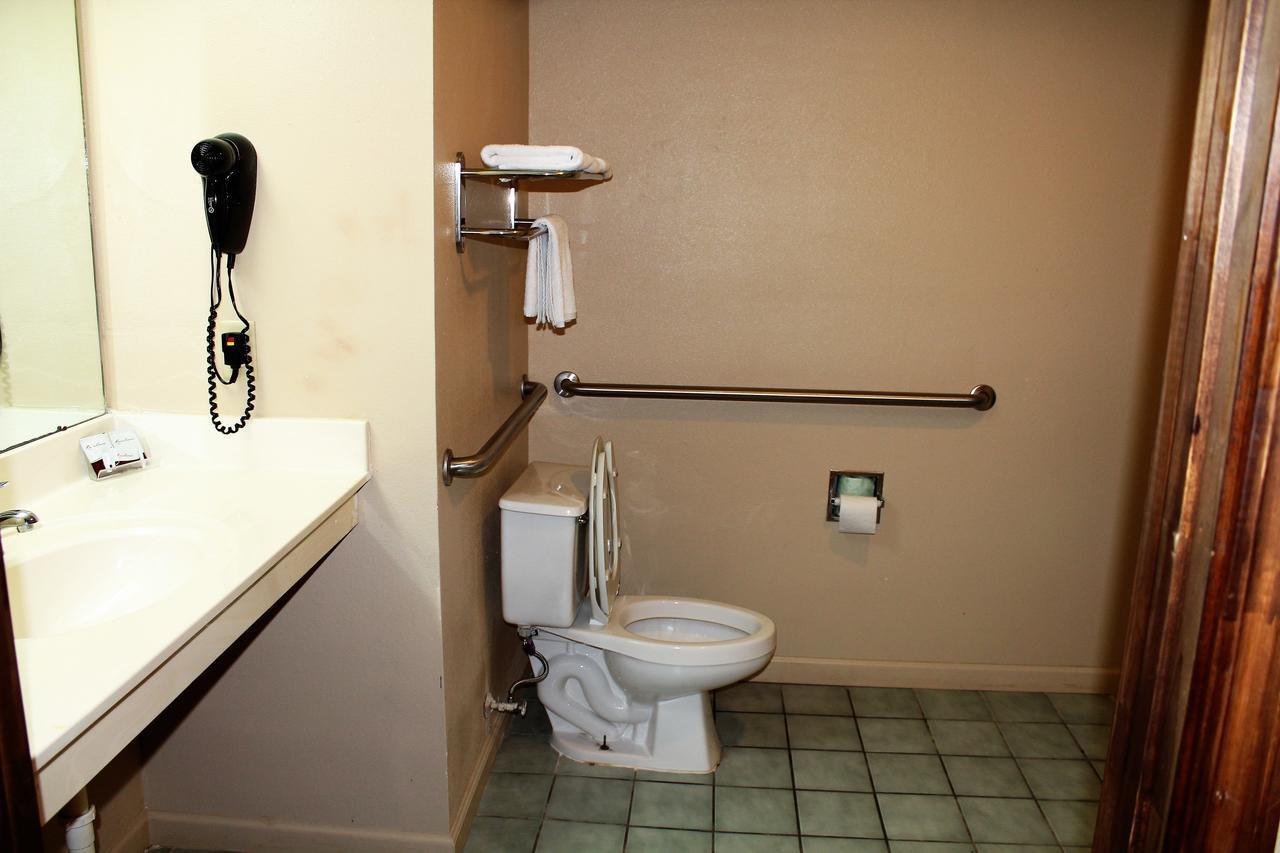 Highland Inn Denham Springs Baton Rouge East Zewnętrze zdjęcie